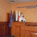 Prof. Agnieszka Majewska podczas referowania wstępnych wyników statystycznych