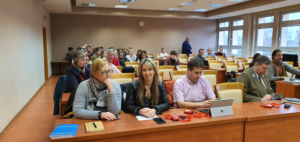 Teilnehmer des Treffens, im Vordergrund in der Mitte Frau Agata Suchta und Herr Igor Szakowski von der Landschaftsschutzparkverwaltung. Foto: Dr. Arkadiusz Malkowski